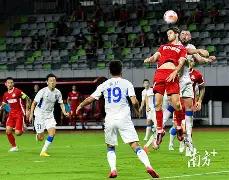 詹东对决,半场詹姆斯,东契奇联手,亚博体育,亚博体育官网,亚博体育app,亚博体育下载